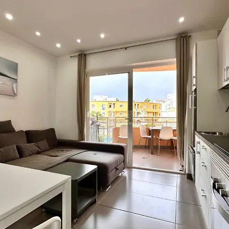 Complex Orlando, 1 Bed Modern أذيخي
